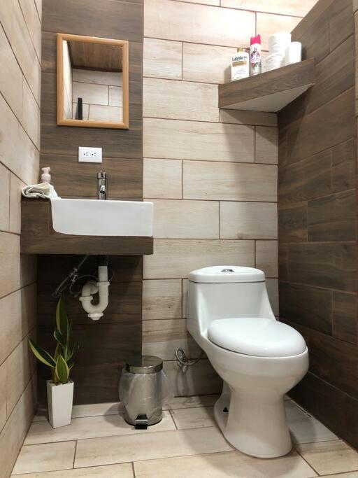Departamento H Gonzalez 2 Daire Alajuela Dış mekan fotoğraf